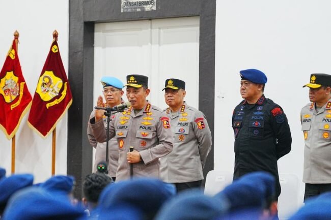 "Kapolri Jenderal Listyo Sigit Prabowo saat memberikan keterangan terkait pembentukan Tim Transformasi Reformasi Polri di Jakarta, September 2025."