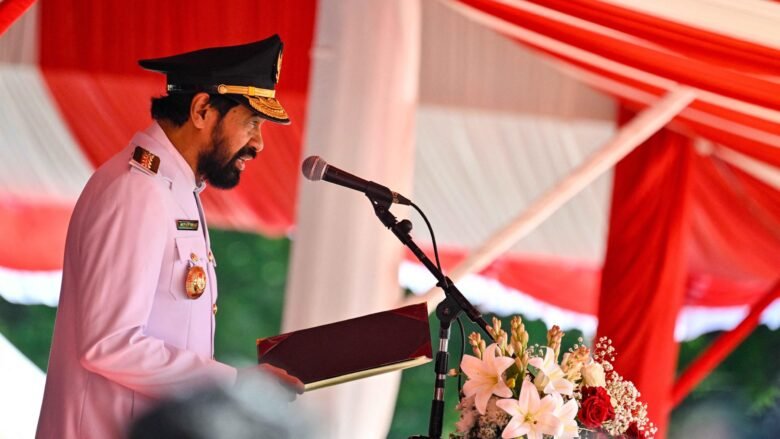 Gubernur Muzakir Manaf Menangis: Aceh Seperti Tsunami Kedua Akibat Banjir dan Longsor 18 Kabupaten/Kota 1 Gubernur Aceh Muzakir Manaf menangis saat menjelaskan kondisi banjir dan longsor di Aceh.